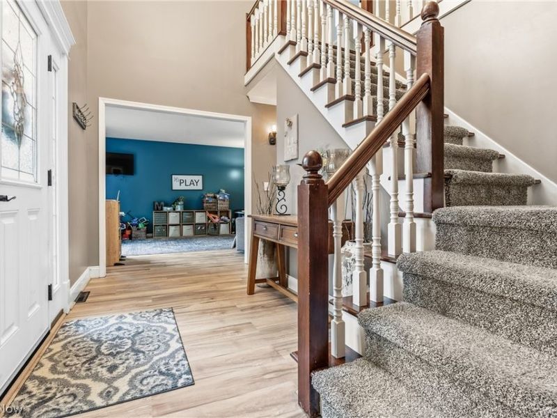 3379 Stratham Circle NW, Canton, OH 44708 Photo 4