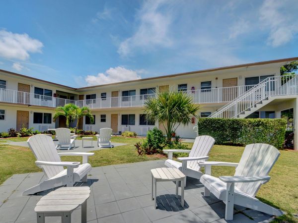 525 S Broadway, Unit J, Lantana, FL 33462