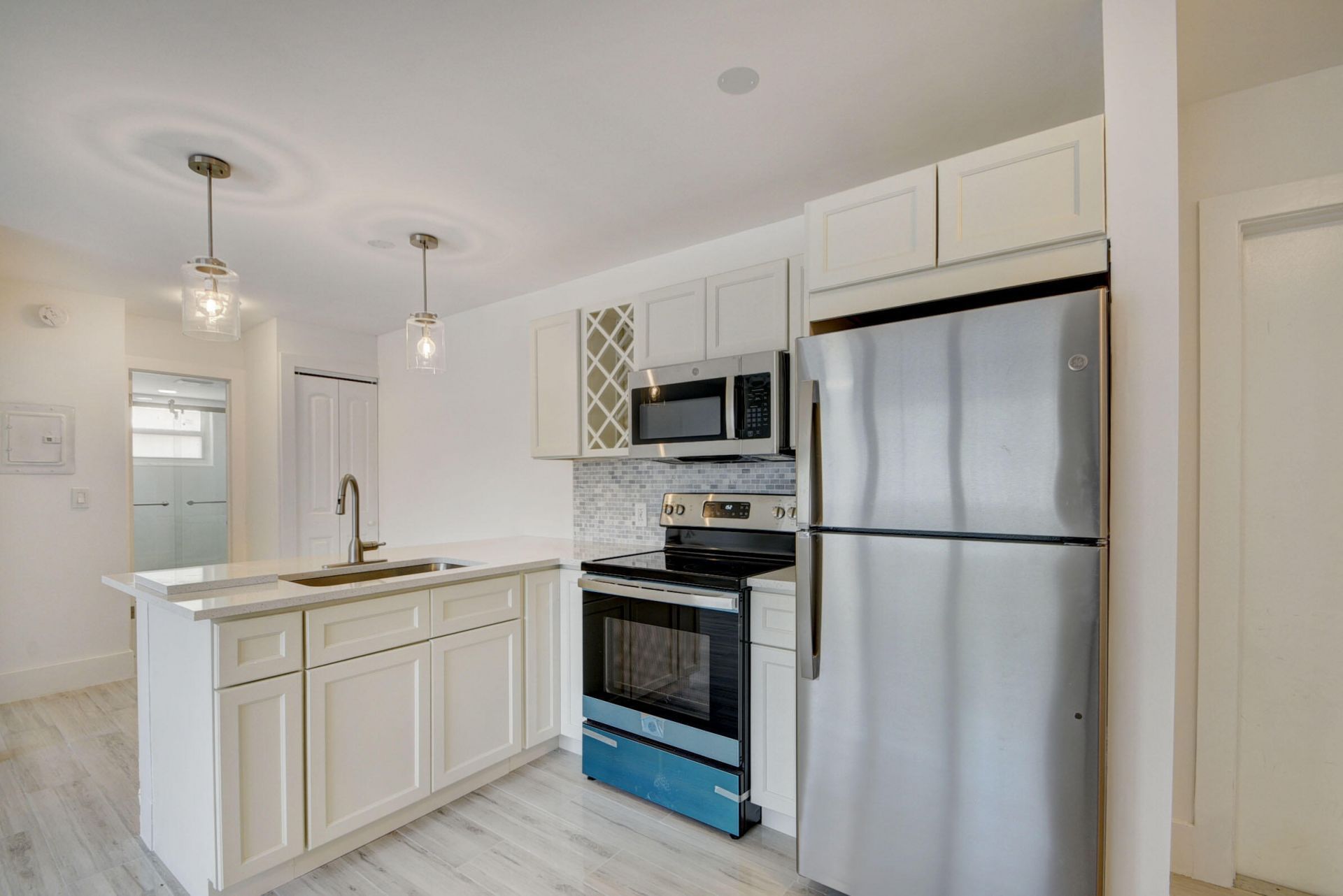 525 S Broadway, Unit J, Lantana, FL 33462 Photo