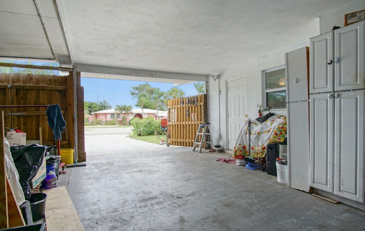 120 Banyan Drive, Port Saint Lucie, FL 34952 Photo