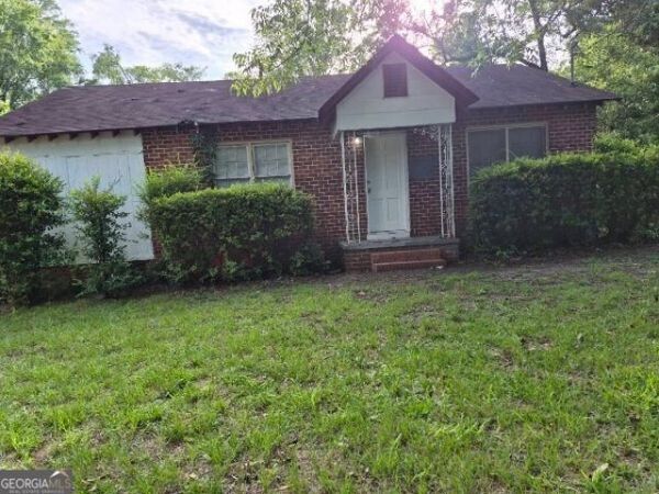 2058 Melton Avenue, Macon, GA 31217