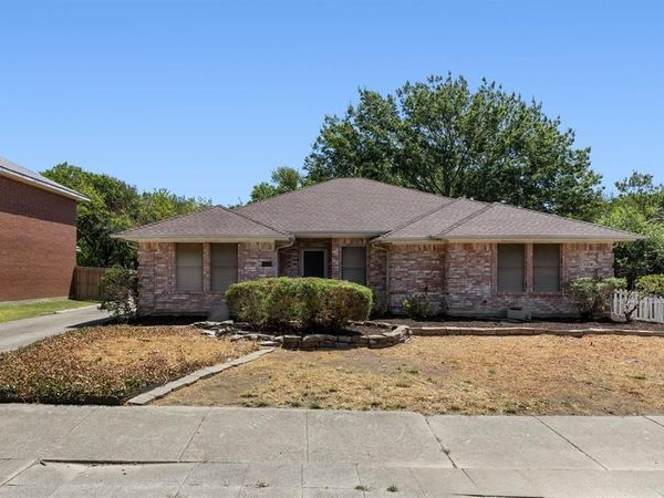 5106 Lee Hutson Lane, Sachse, TX 75048