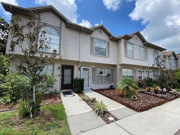 2304 FLETCHERS POINT CIRCLE , TAMPA, FL 33613