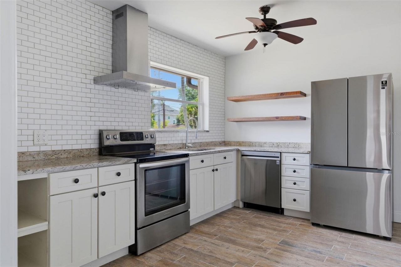 3030 A 5th Street N, Saint Petersburg, FL 33704 Photo