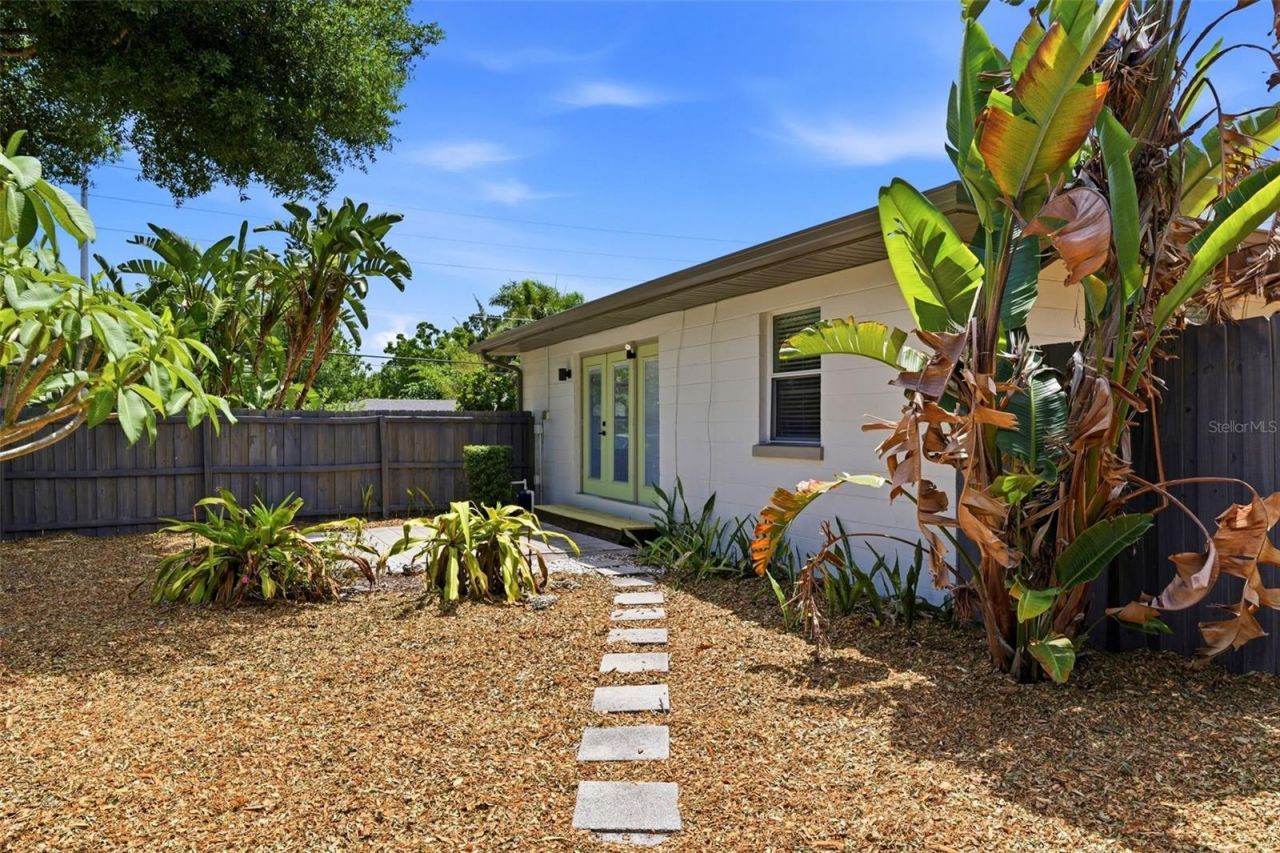 3030 A 5th Street N, Saint Petersburg, FL 33704 Photo