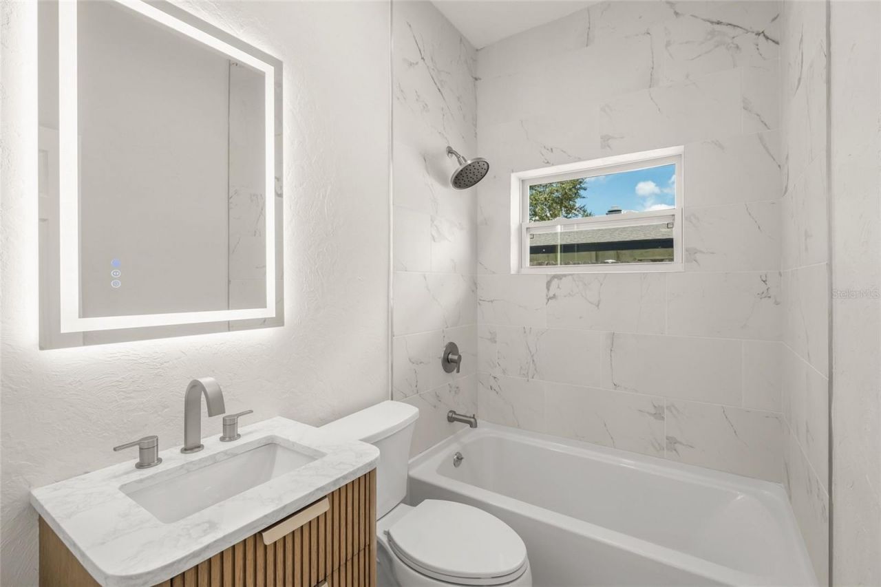 2722 Ingot Place, Sarasota, FL 34235 Photo