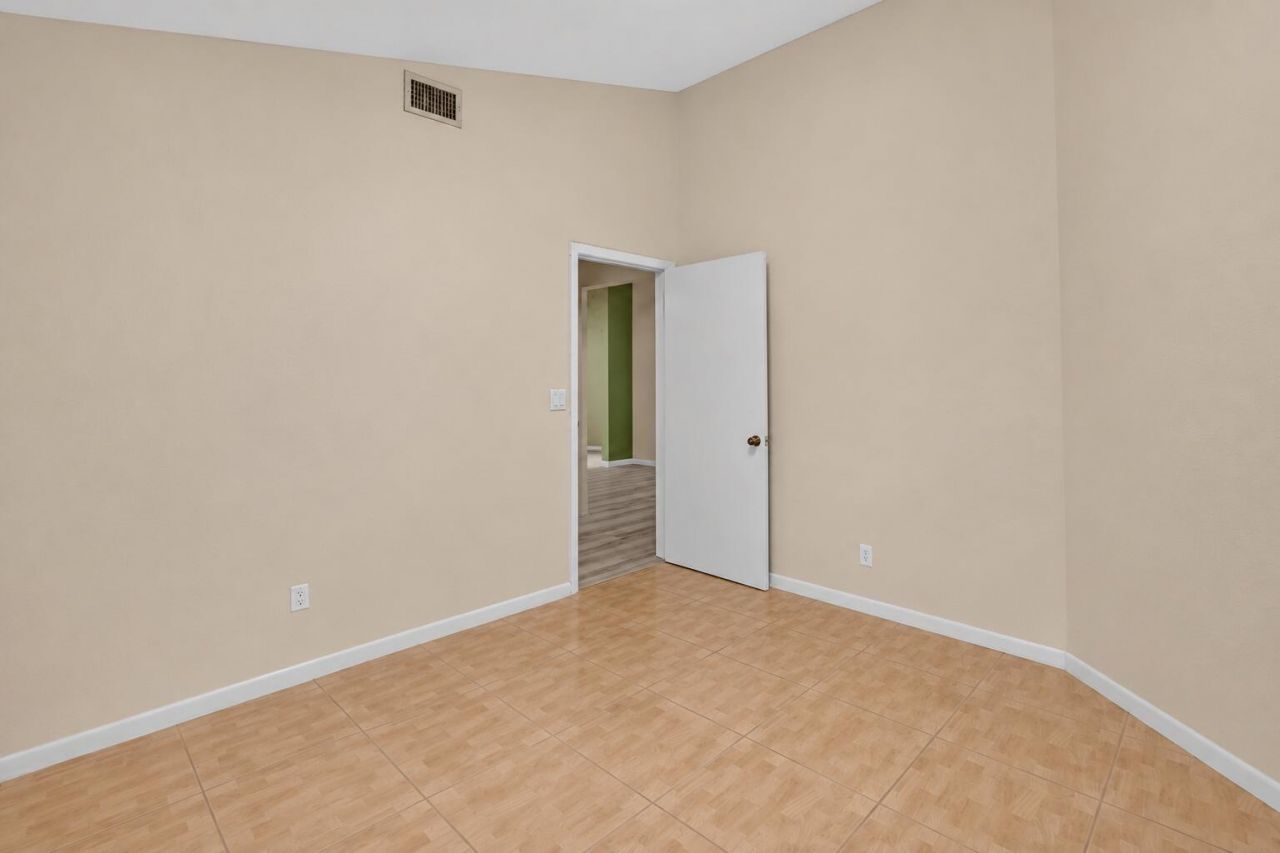8099 Cassia Drive, Boynton Beach, FL 33472 Photo