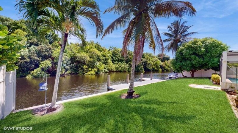 200 SW 6th Avenue, Boca Raton, FL 33486 Photo