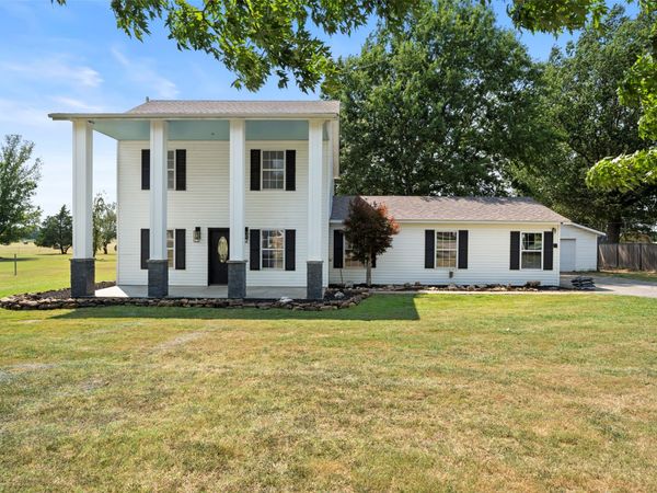 945 Christy Lane , Vinita, OK 74301