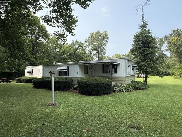 2450 County Road 62, Gibsonburg, OH 43431