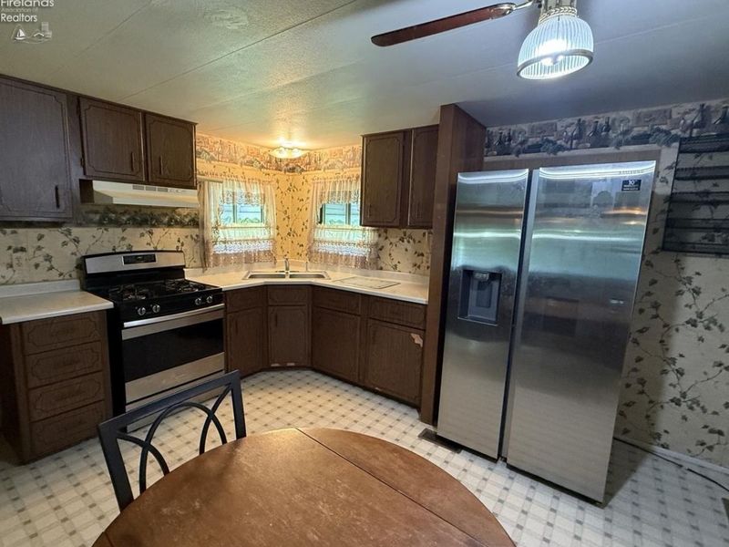 2450 County Road 62, Gibsonburg, OH 43431 Photo 13