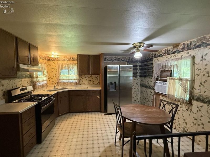 2450 County Road 62, Gibsonburg, OH 43431 Photo 15