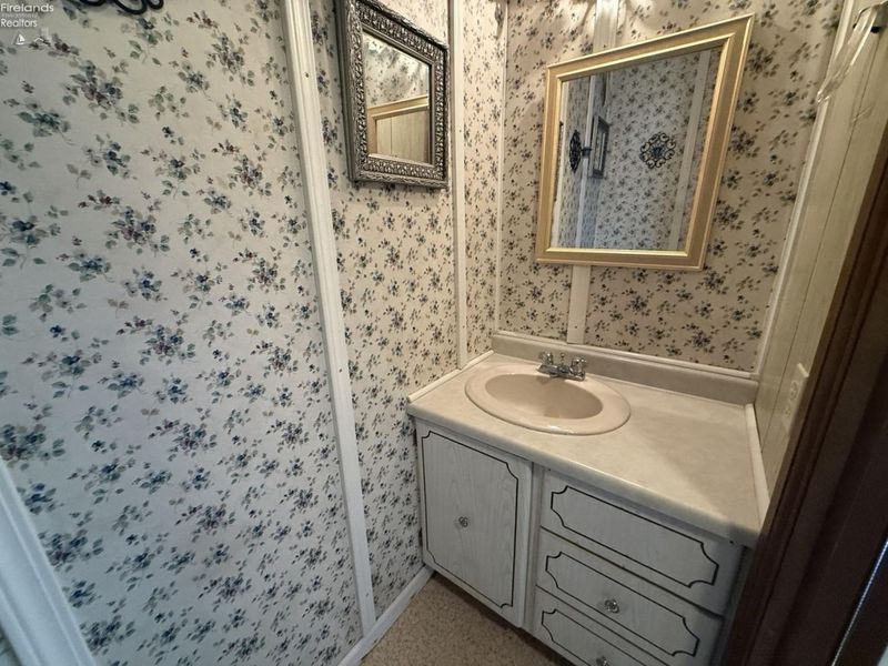 2450 County Road 62, Gibsonburg, OH 43431 Photo 17