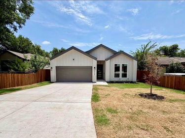 2130 Custer Drive, Dallas, TX 75216