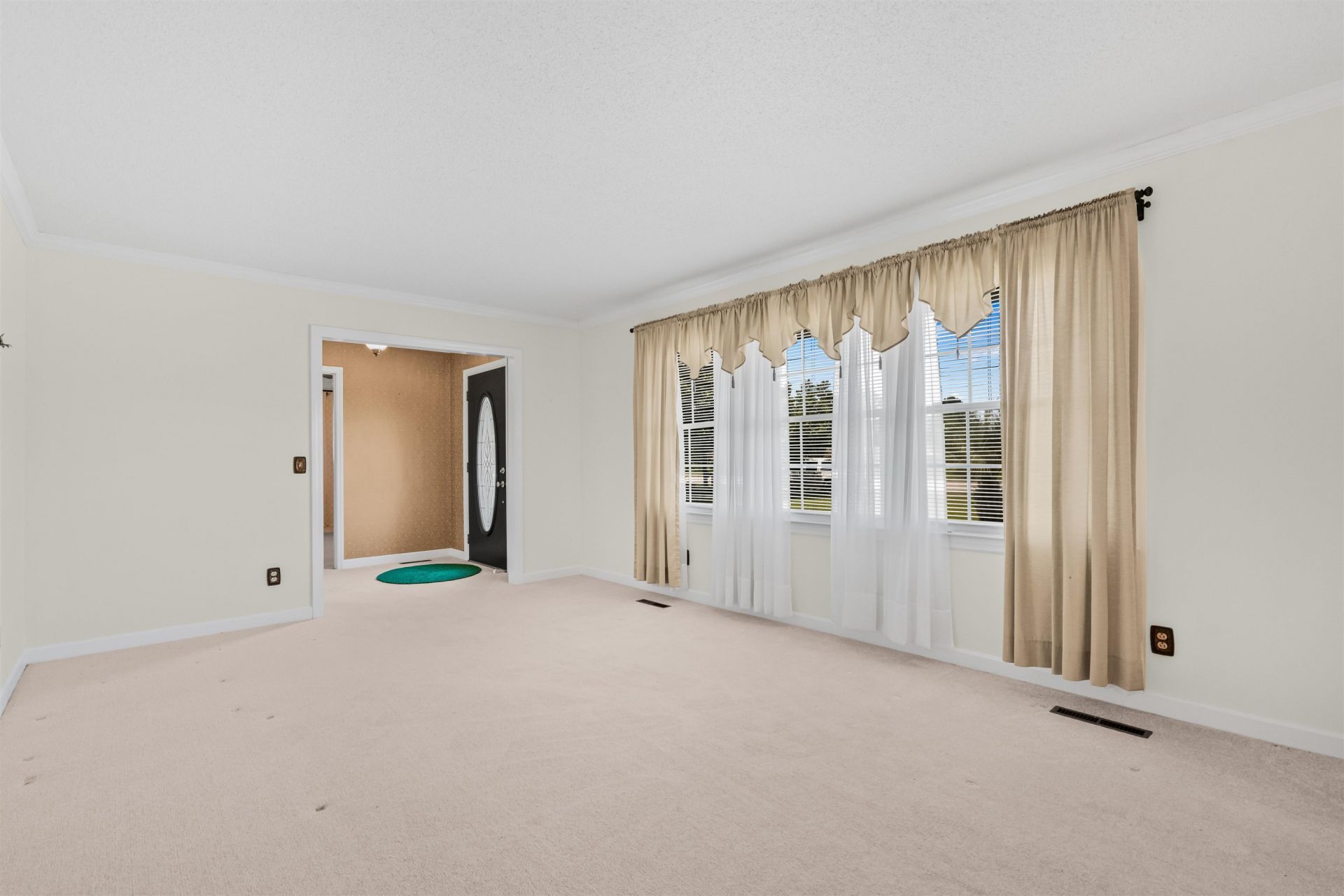 948 Whispering Pines Rd. Photo 10
