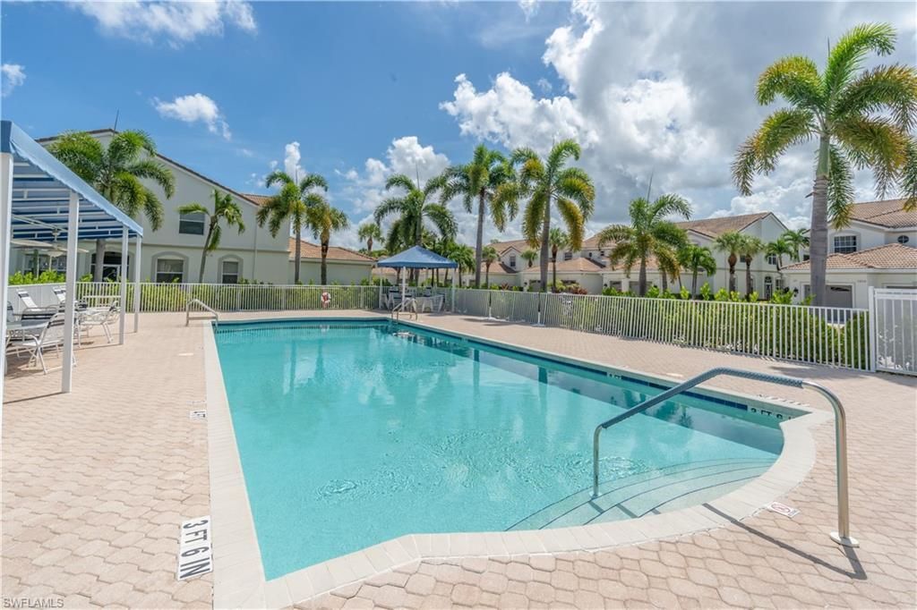 6817 Sterling Greens Dr , Unit 102, Naples, FL 34104 Photo