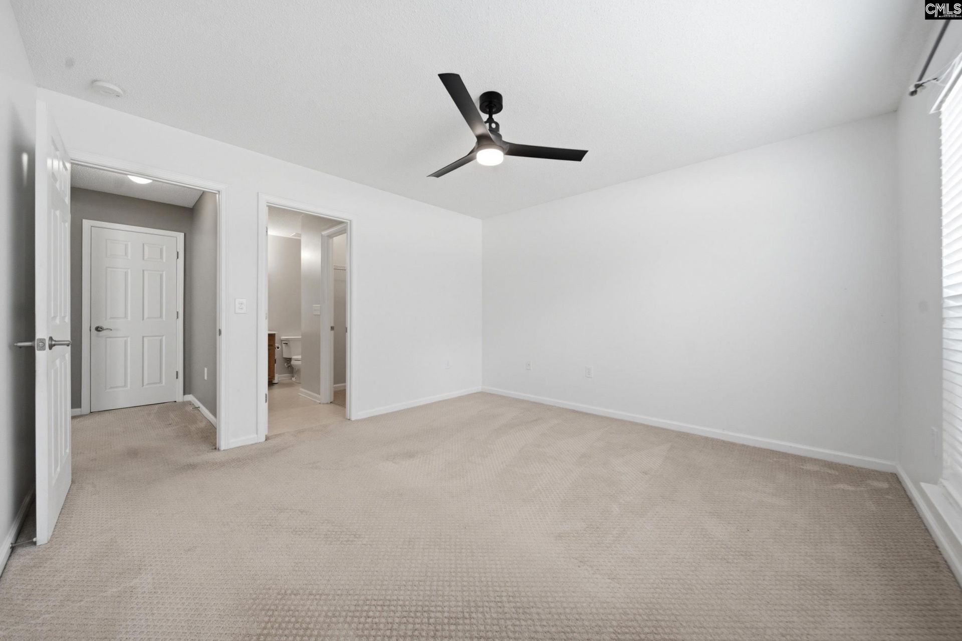 105 Southampton Drive Photo 17