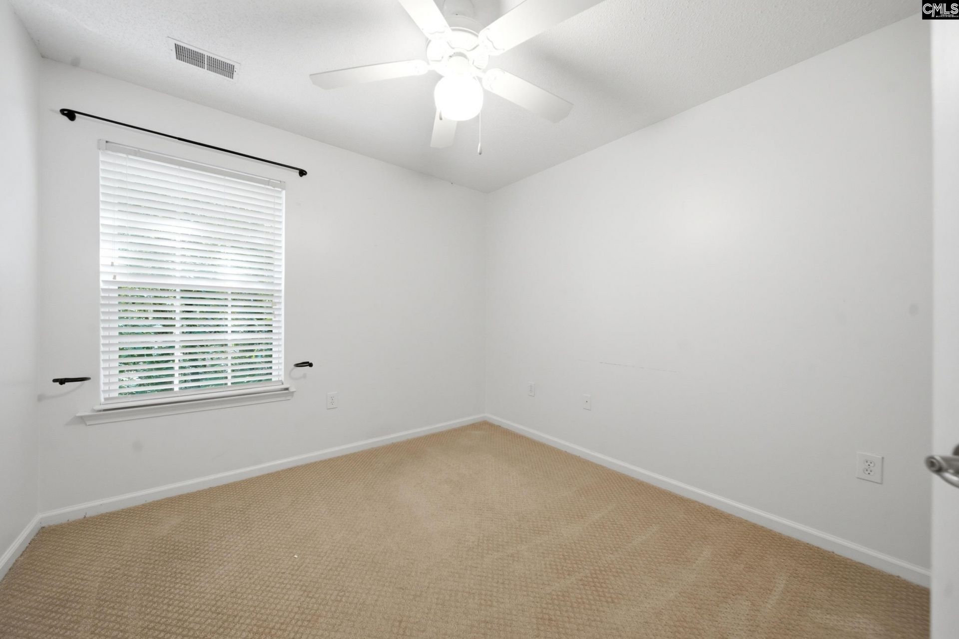105 Southampton Drive Photo 22