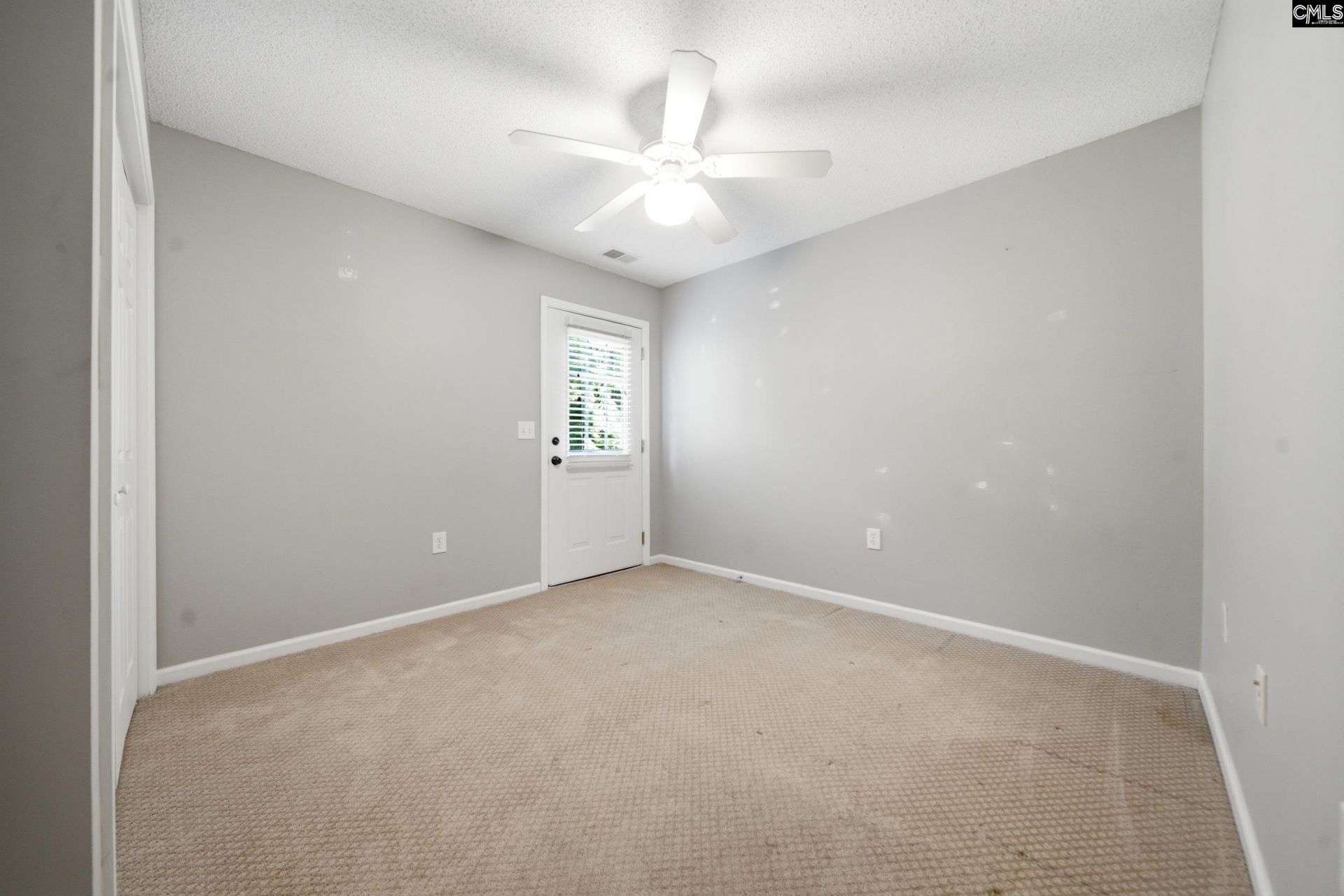105 Southampton Drive Photo 27