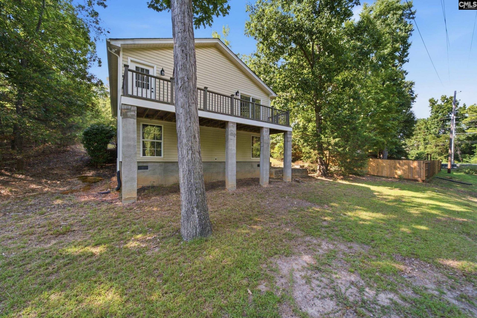 105 Southampton Drive Photo 32
