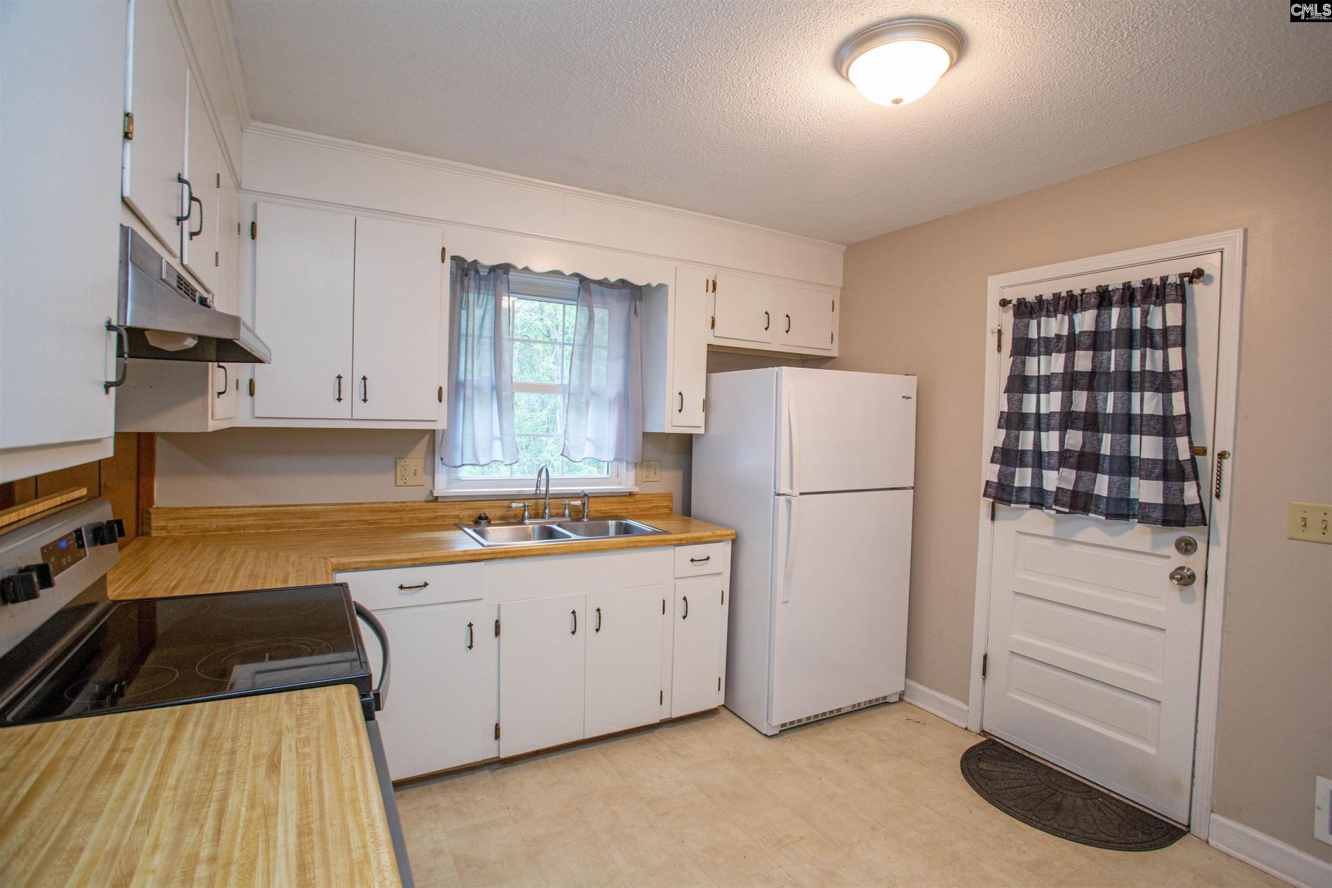 5450 Oakcrest Road Photo 12