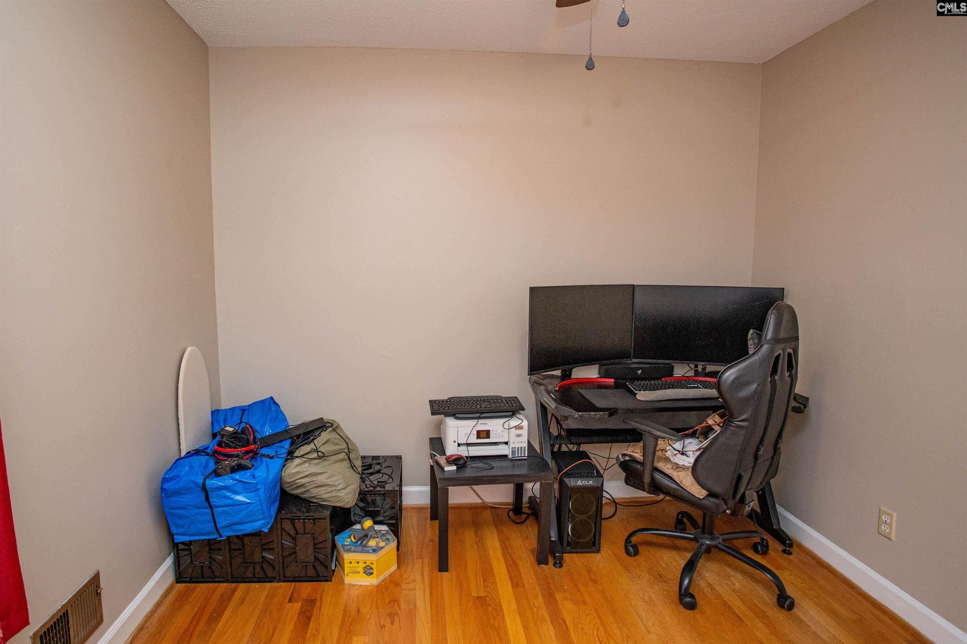 5450 Oakcrest Road Photo 22