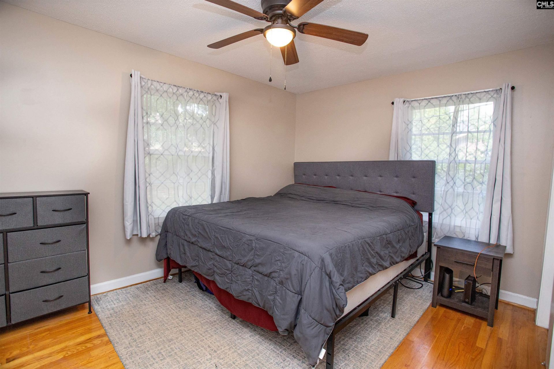 5450 Oakcrest Road Photo 24