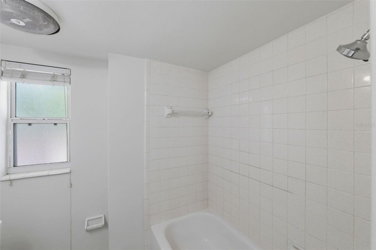 3030 1/2 5th Street N, Saint Petersburg, FL 33704 Photo