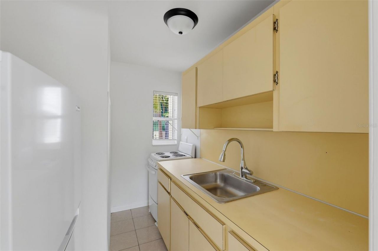 3030 1/2 5th Street N, Saint Petersburg, FL 33704 Photo
