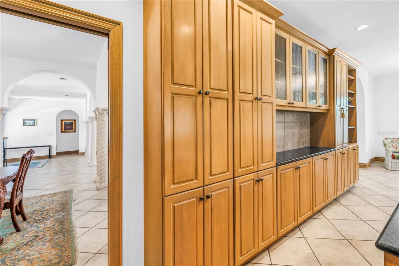 1524 Brightwaters Boulevard Ne, Saint Petersburg, FL 33704 Photo