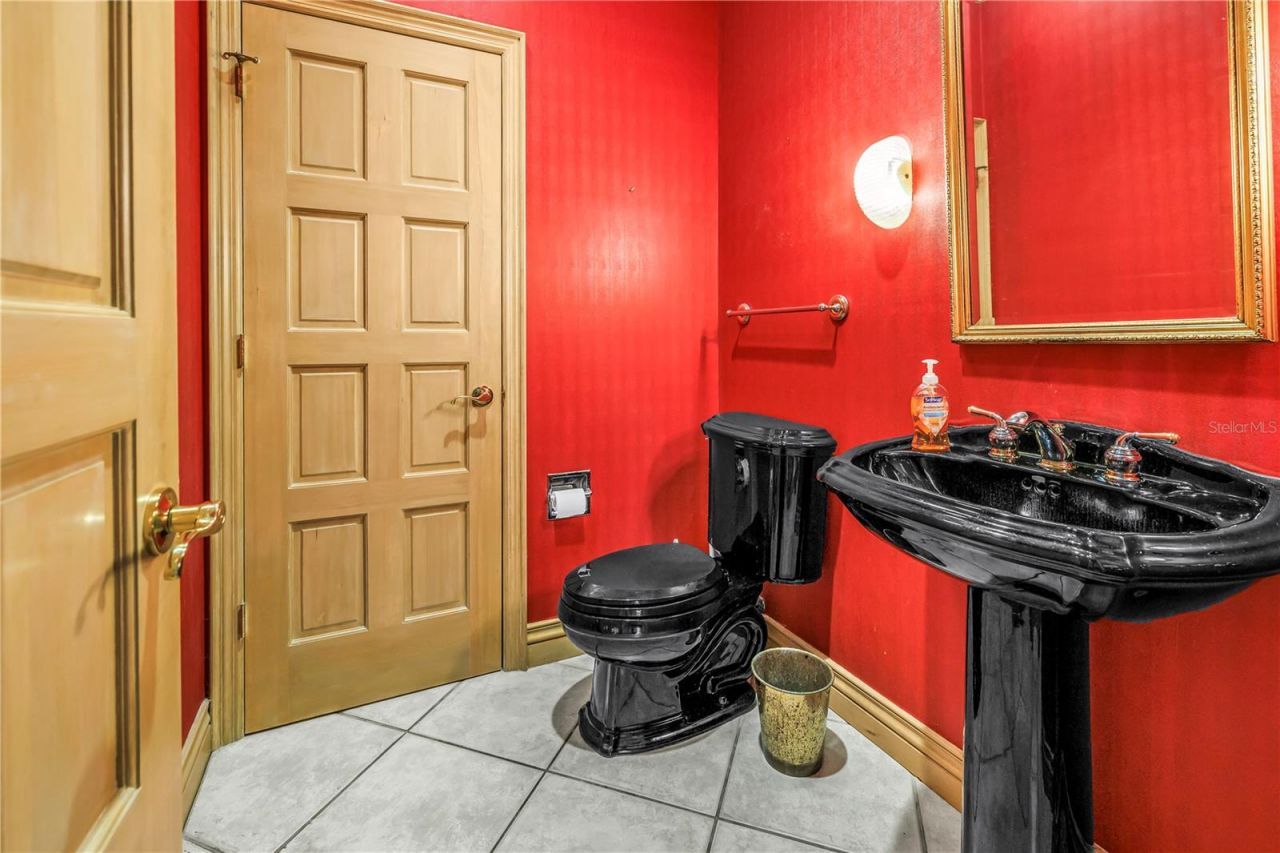 1524 Brightwaters Boulevard Ne, Saint Petersburg, FL 33704 Photo