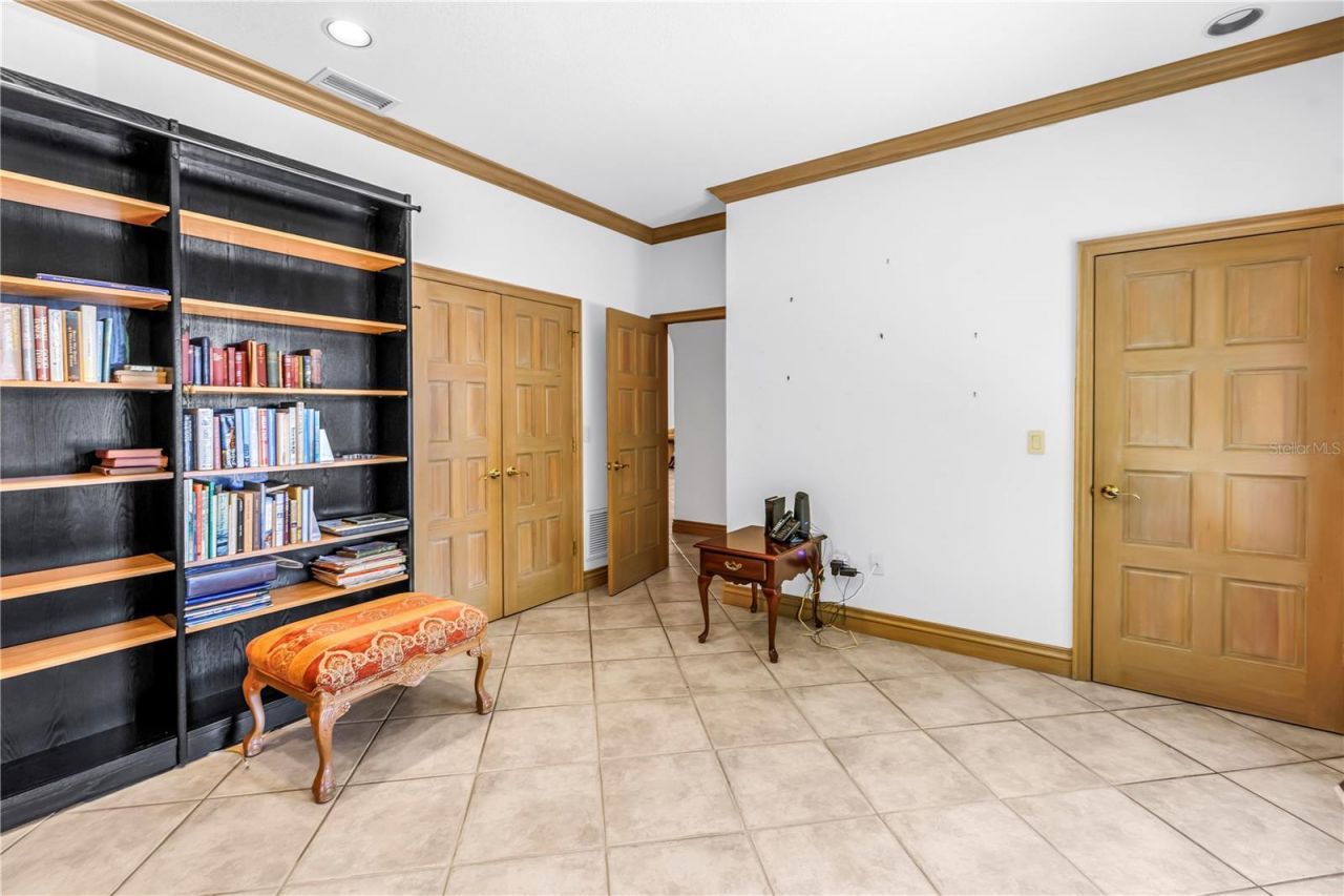 1524 Brightwaters Boulevard Ne, Saint Petersburg, FL 33704 Photo
