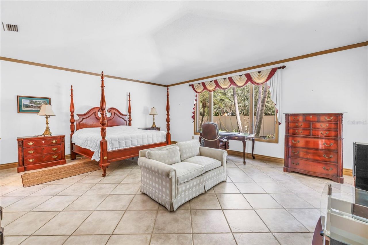 1524 Brightwaters Boulevard Ne, Saint Petersburg, FL 33704 Photo