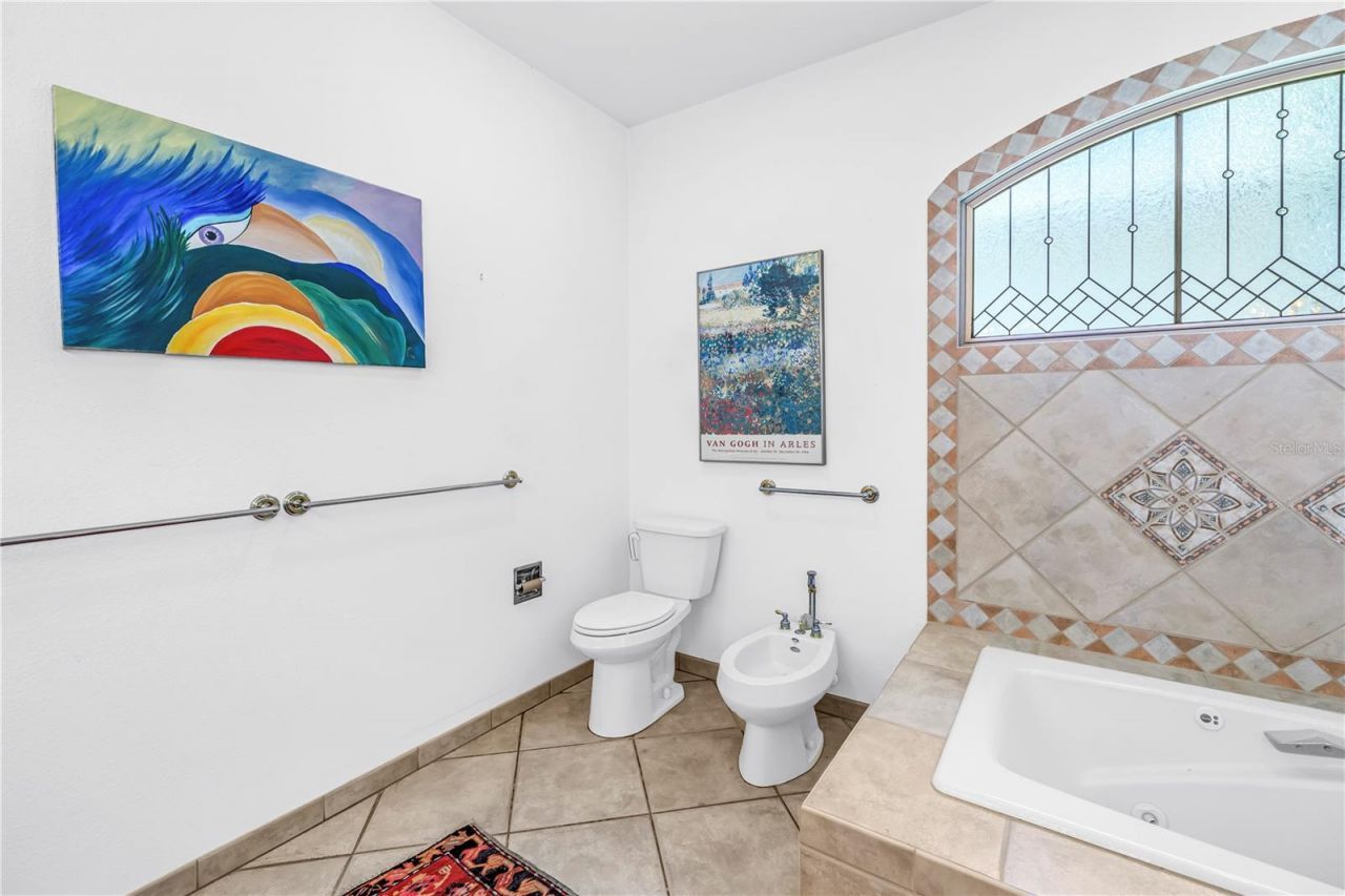 1524 Brightwaters Boulevard Ne, Saint Petersburg, FL 33704 Photo