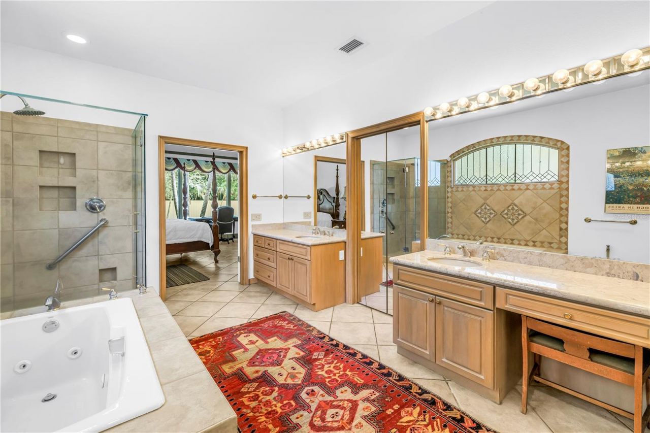 1524 Brightwaters Boulevard Ne, Saint Petersburg, FL 33704 Photo