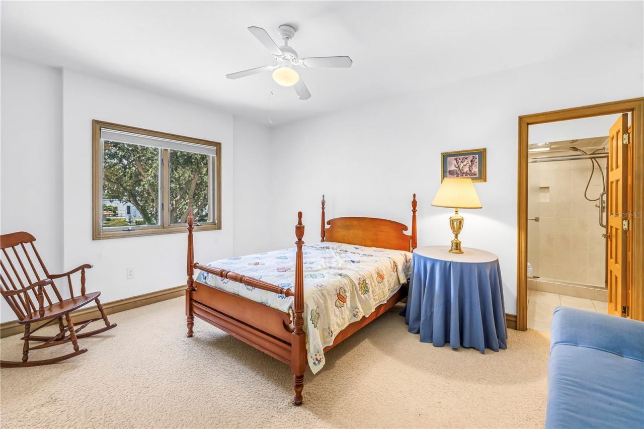 1524 Brightwaters Boulevard Ne, Saint Petersburg, FL 33704 Photo