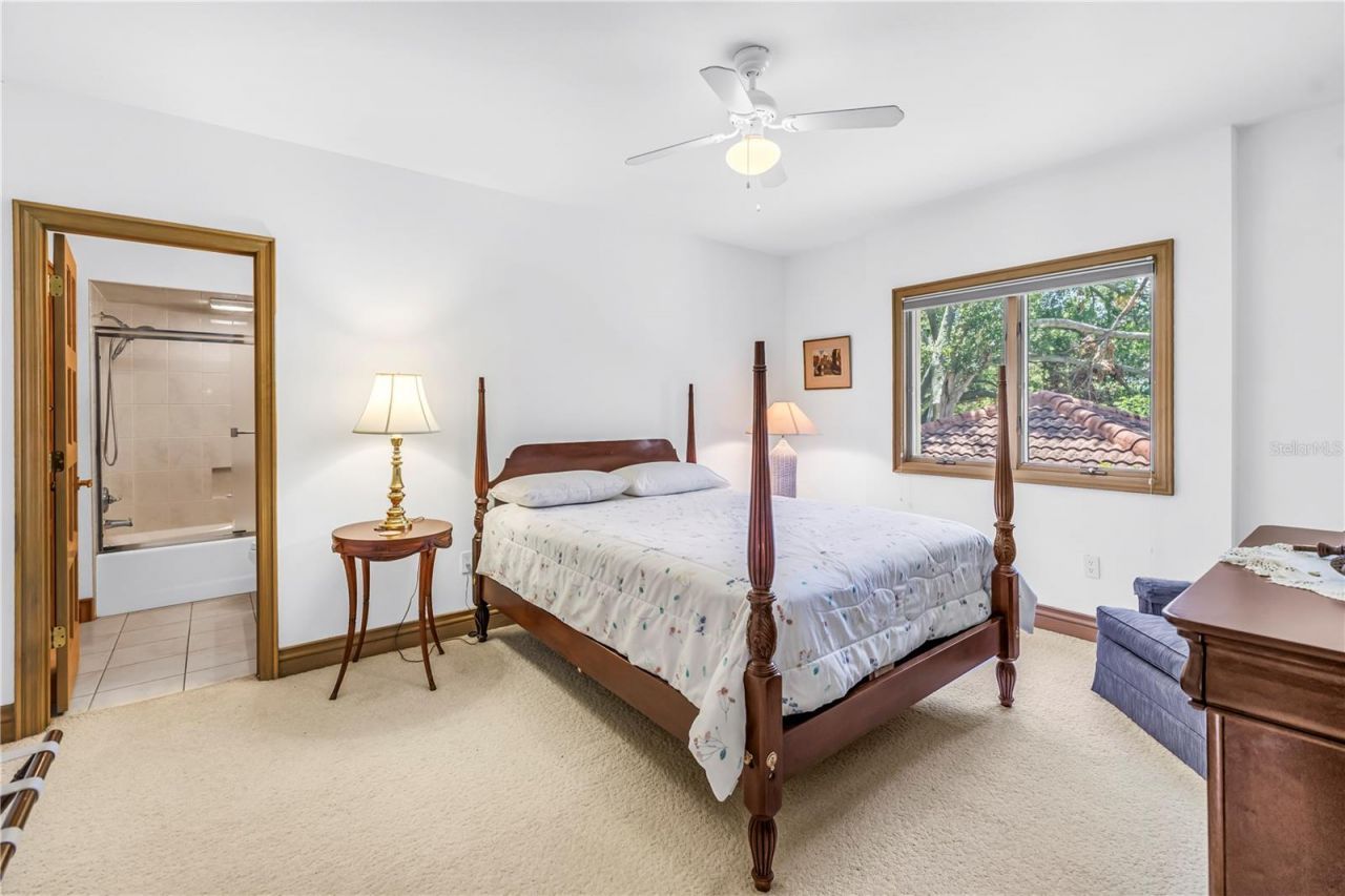 1524 Brightwaters Boulevard Ne, Saint Petersburg, FL 33704 Photo