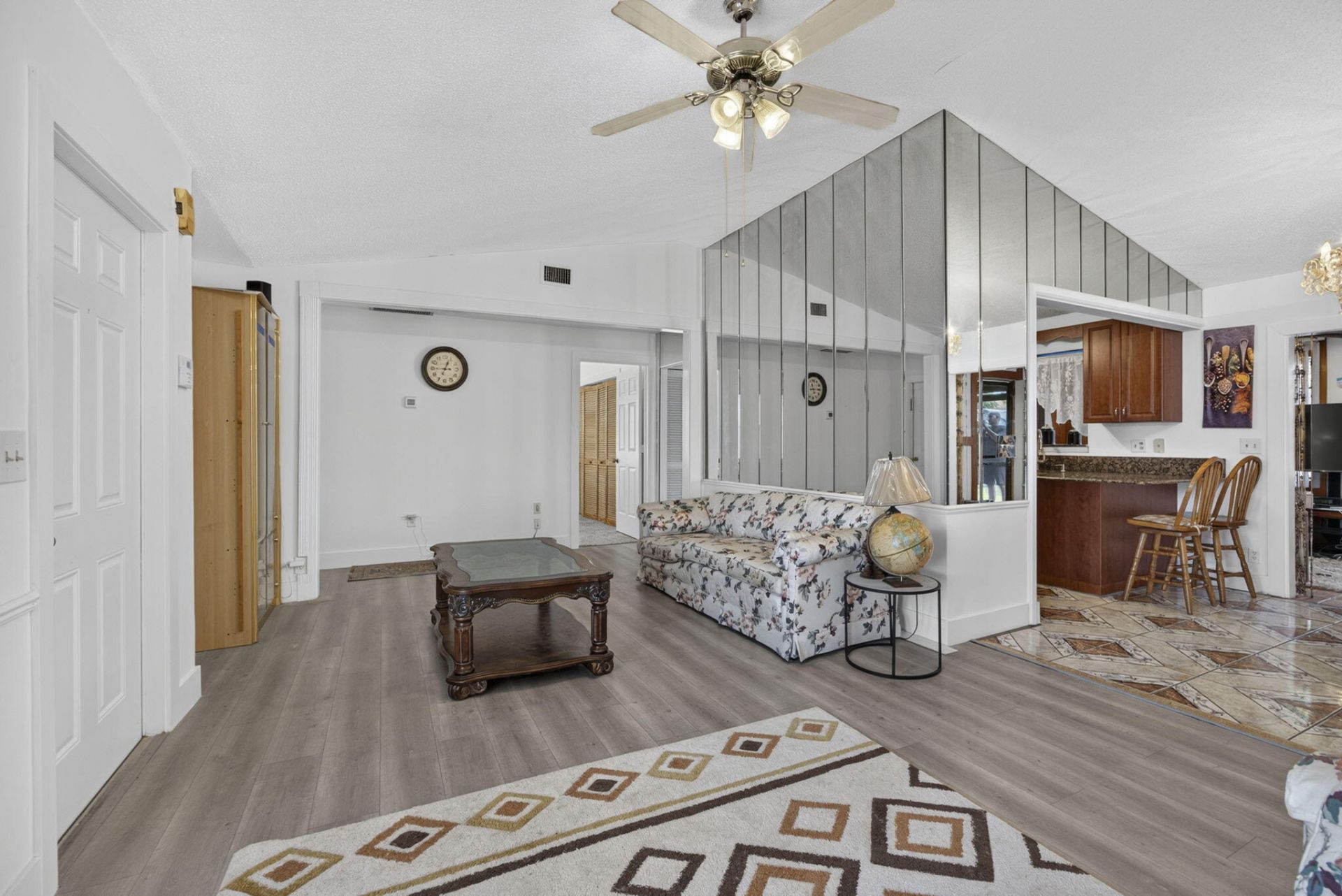 254 La Mancha Avenue, Royal Palm Beach, FL 33411 Photo