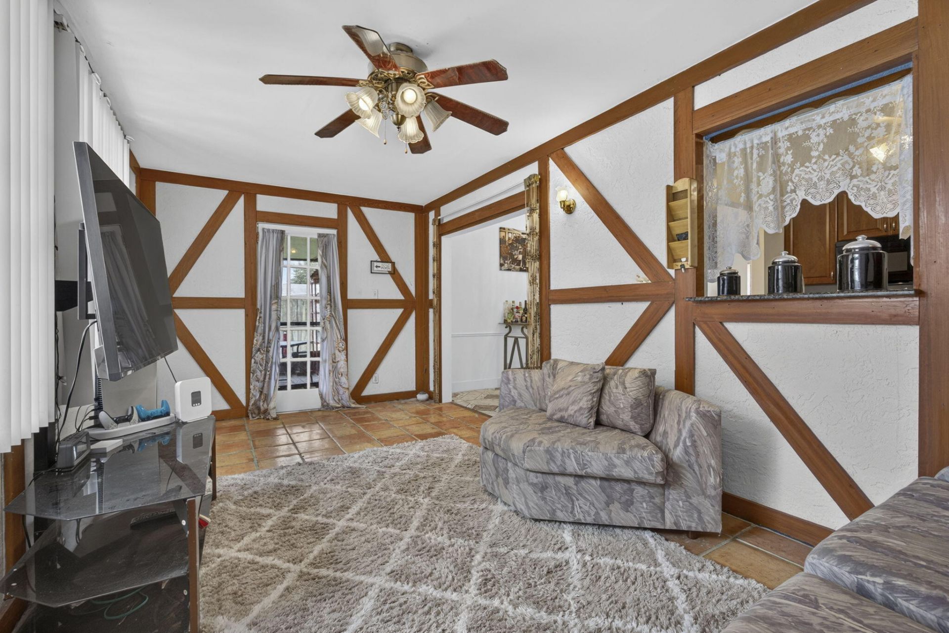 254 La Mancha Avenue, Royal Palm Beach, FL 33411 Photo