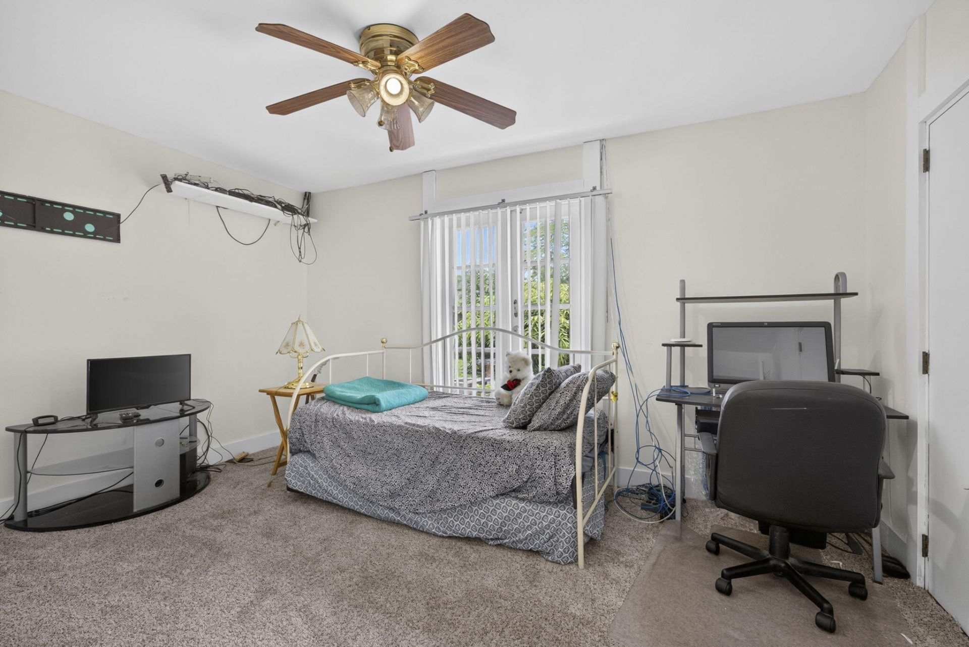254 La Mancha Avenue, Royal Palm Beach, FL 33411 Photo