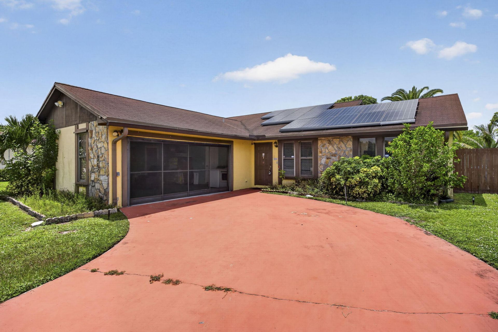 254 La Mancha Avenue, Royal Palm Beach, FL 33411 Photo