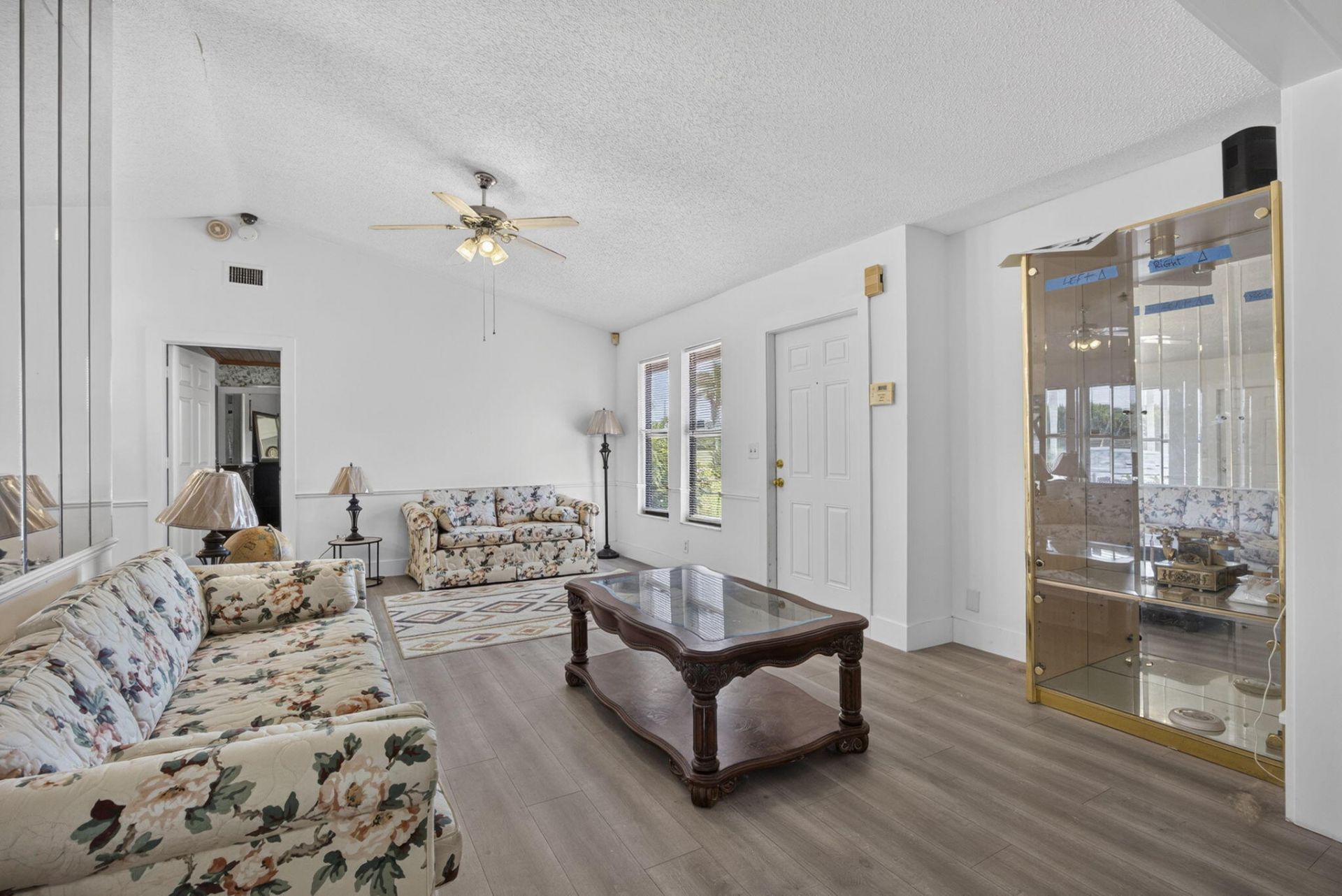 254 La Mancha Avenue, Royal Palm Beach, FL 33411 Photo