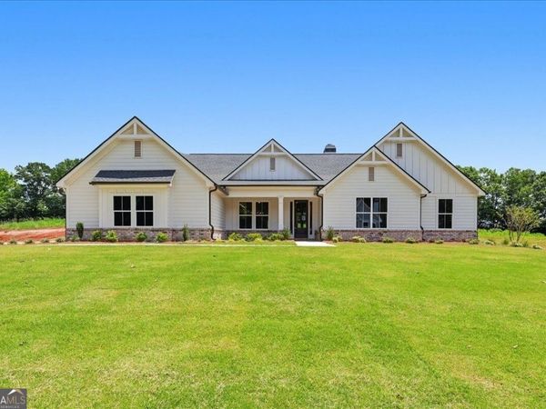 131 Maney Drive, Statham, GA 30666
