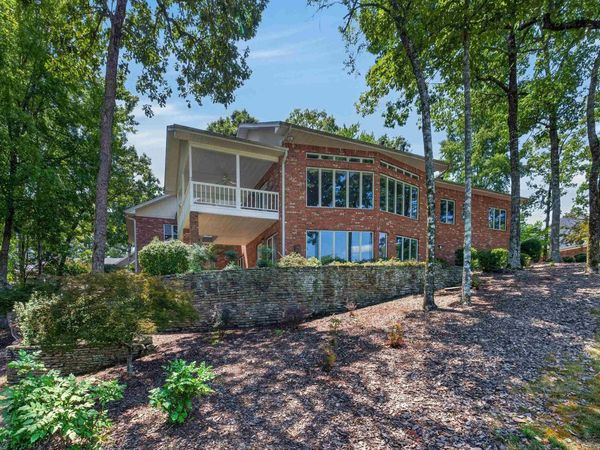 29 Princesa Drive, Hot Springs Village, AR 71909