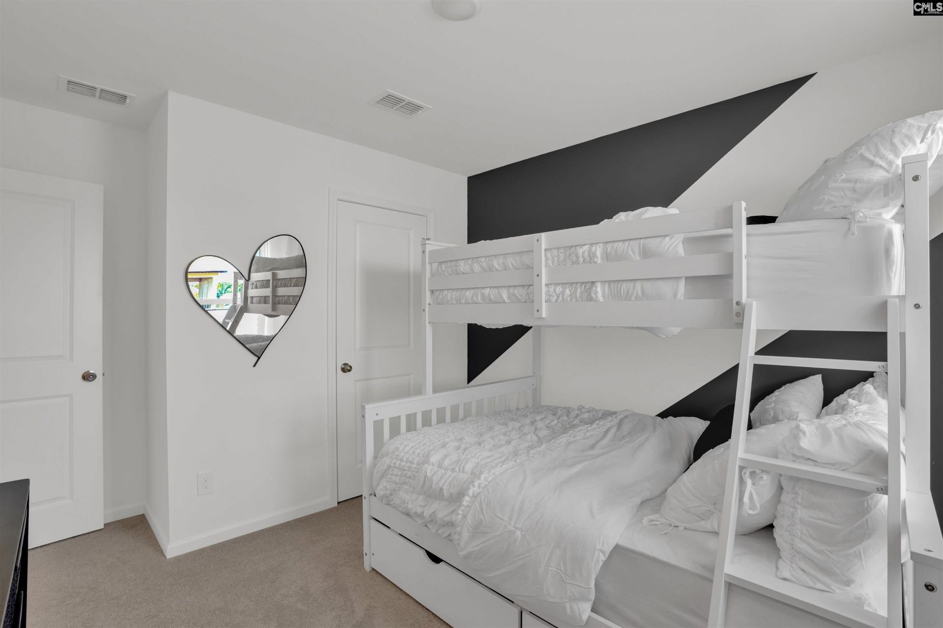 1021 Eagleston Way Photo 9