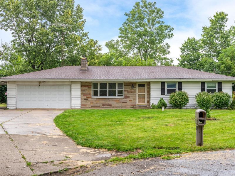 4 Frederick Place , Medway, OH 45341 Photo 2