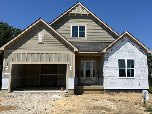 4122 Captains Circle , Lewis Center, OH 43035