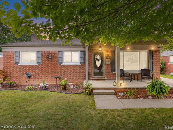2741 Longmeadow Drive , Trenton, Mi 48183