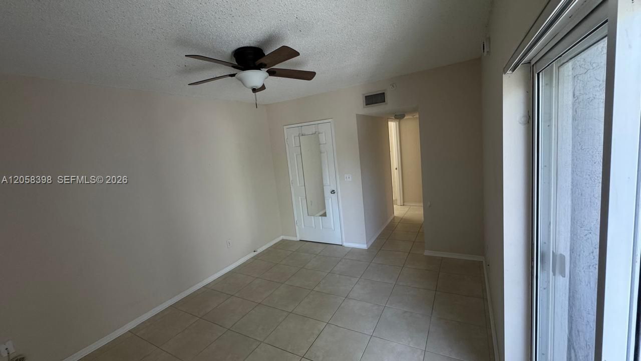 2600 S University Dr , Unit 325, Davie, FL 33328 Photo