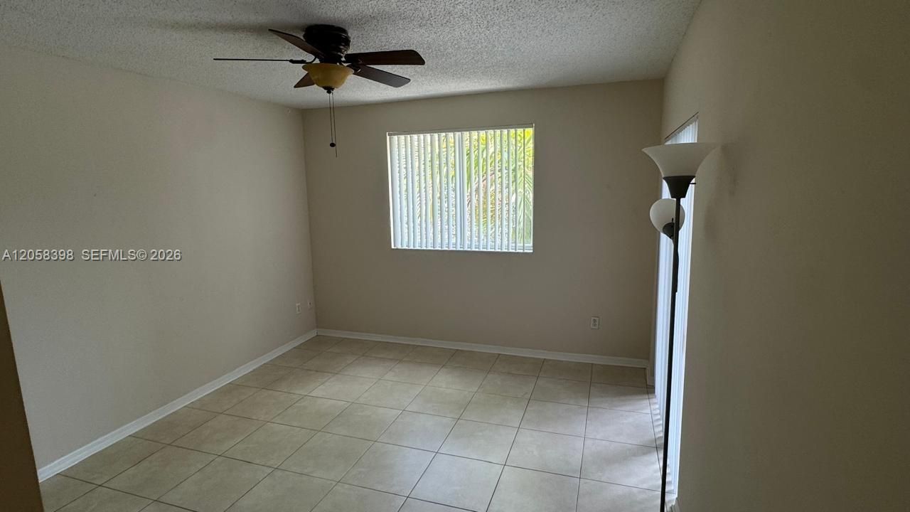 2600 S University Dr , Unit 325, Davie, FL 33328 Photo